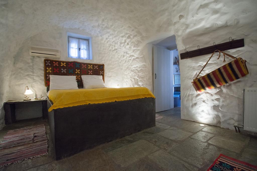 Abramis Rooms Mitáta Exteriör bild