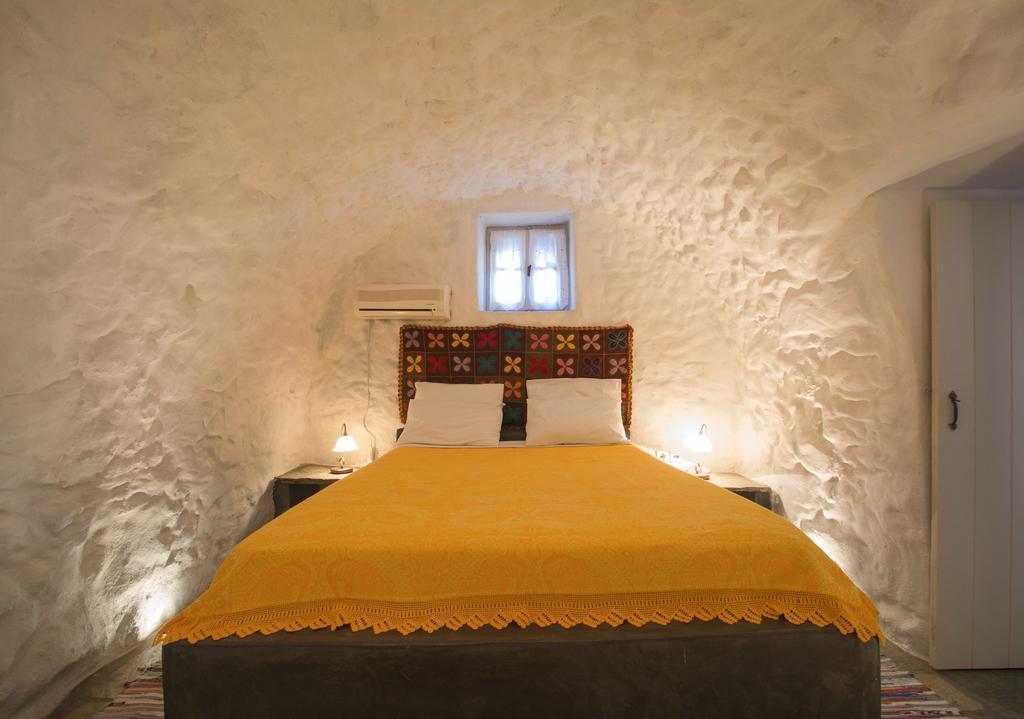 Abramis Rooms Mitáta Exteriör bild